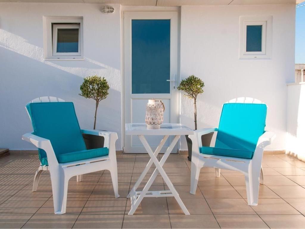 Konstantinou Apartment - Smart & Roof Top Terrace Афіни Екстер'єр фото